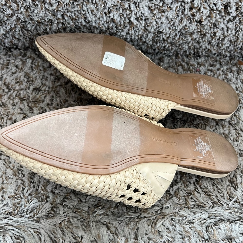 Sandal - Picture 2 of 2